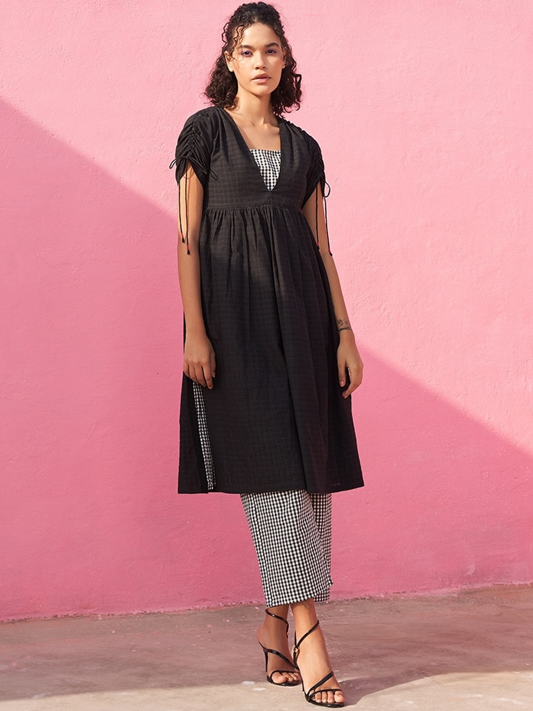 

Abhishti Checked Woven Design A-Line Kurta With Slip, Black