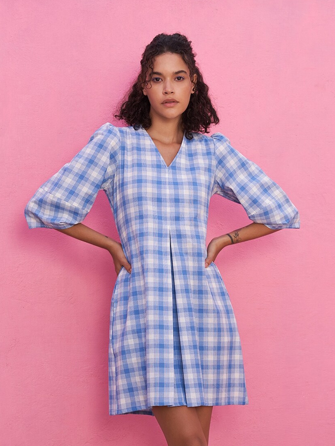 

Abhishti Checked V-Neck Cotton A-Line Dress, Blue