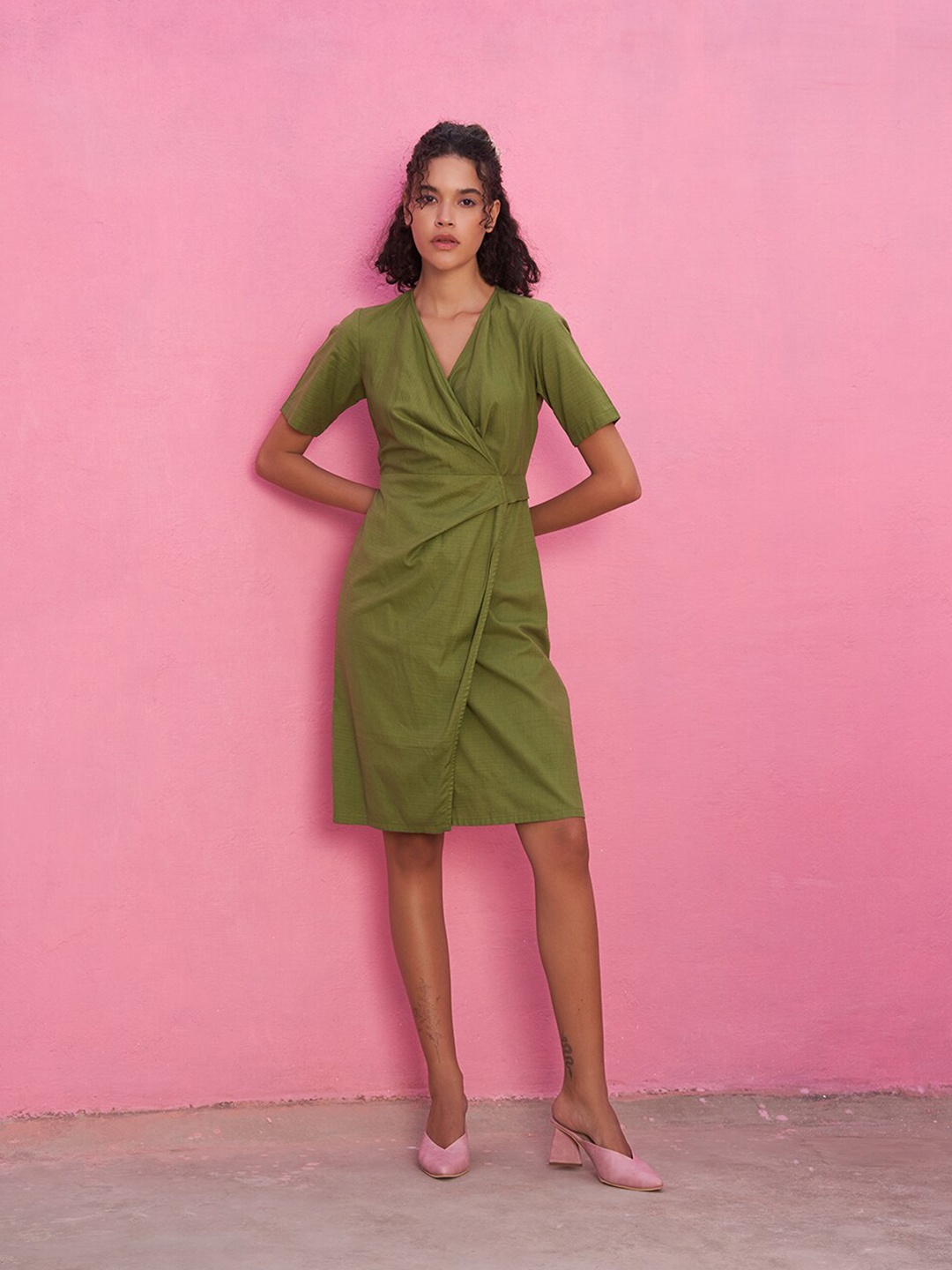 

Abhishti V-Neck Knee Length Cotton Wrap Dress, Olive