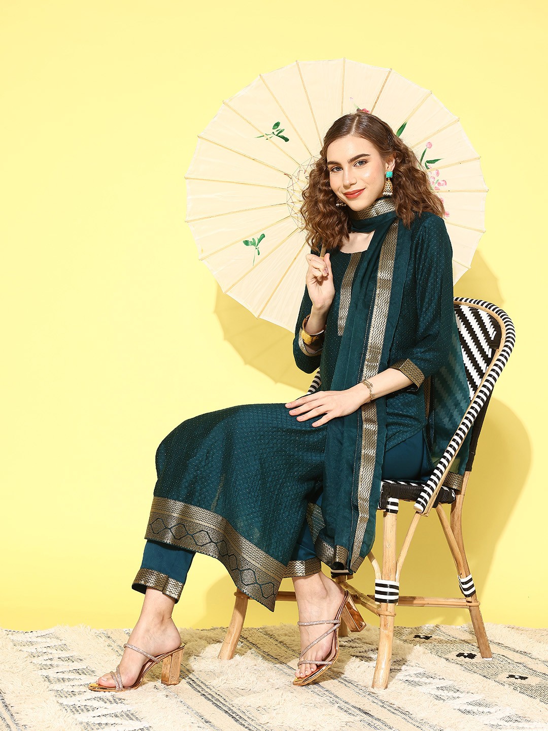

SheWill Women Jacquard Beads & Stones Kurta with Trousers & Dupatta, Teal
