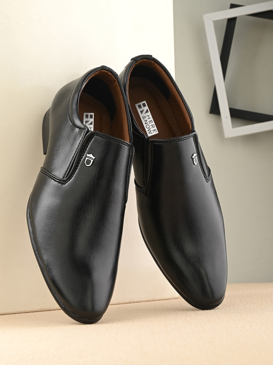 

HERE&NOW Men Black Textured Formal Slip-On Shoes