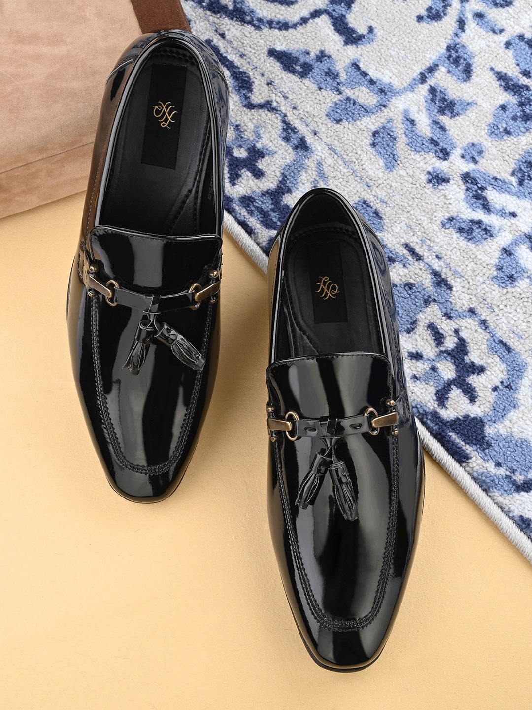 

House of Pataudi Men Round Toe Formal Tassel Loafers, Black
