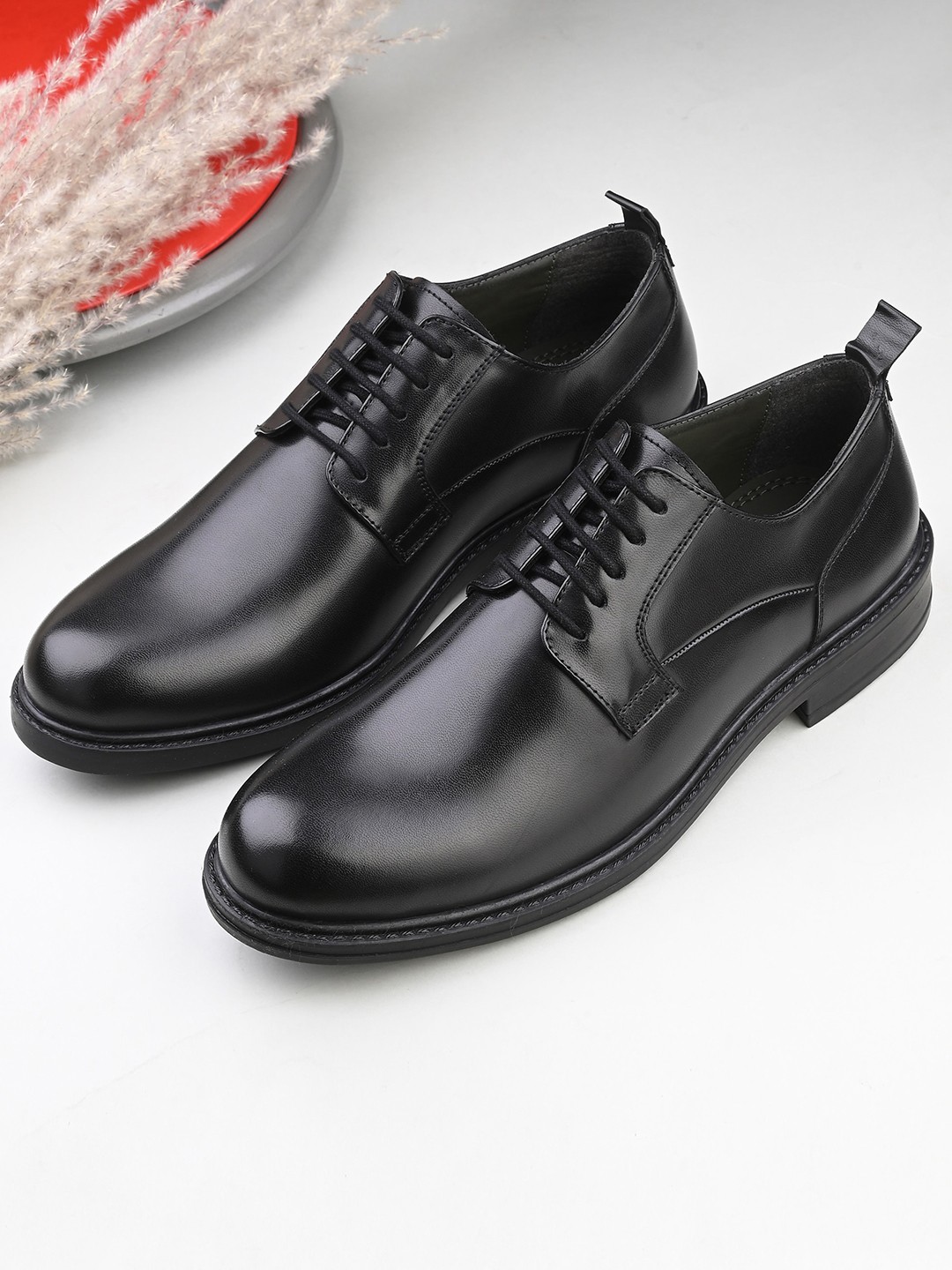 

House of Pataudi Men Round Toe Lace-Ups Formal Derbys, Black