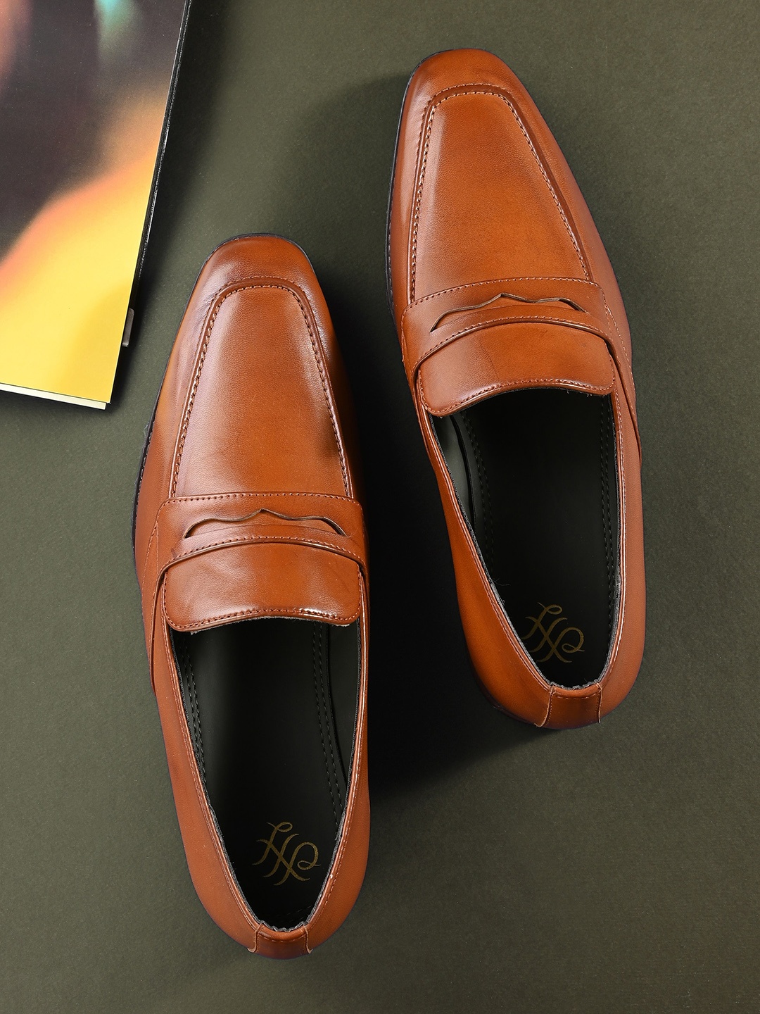 

House of Pataudi Men Textured Formal Loafers, Tan