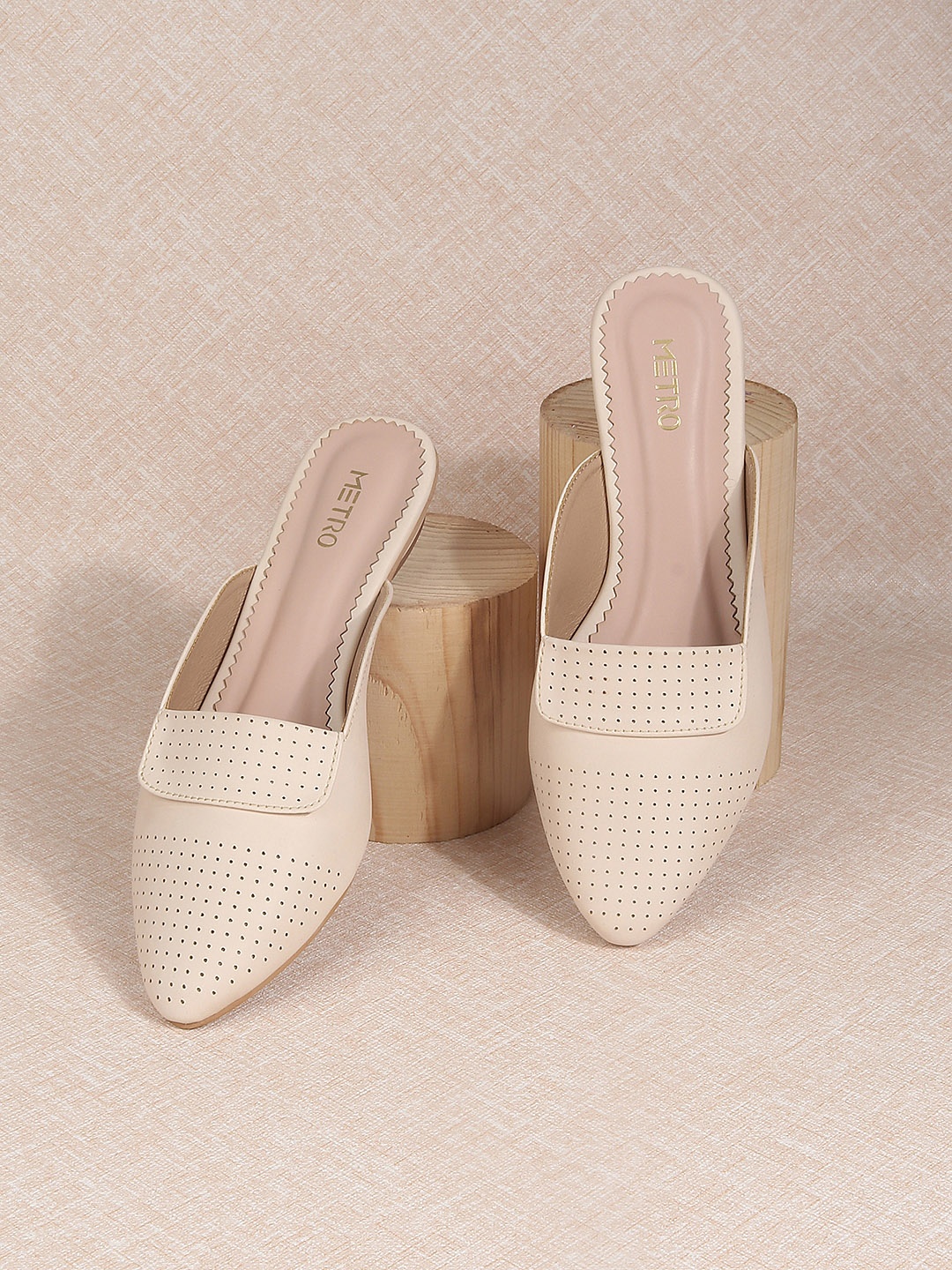 

Metro Pointed Toe Block Mules, Beige