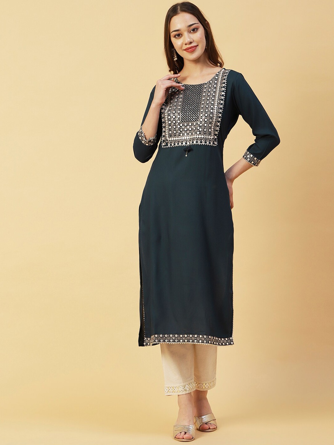 

FASHOR Green Ethnic Motifs Yoke Design Mirror Work Kurta