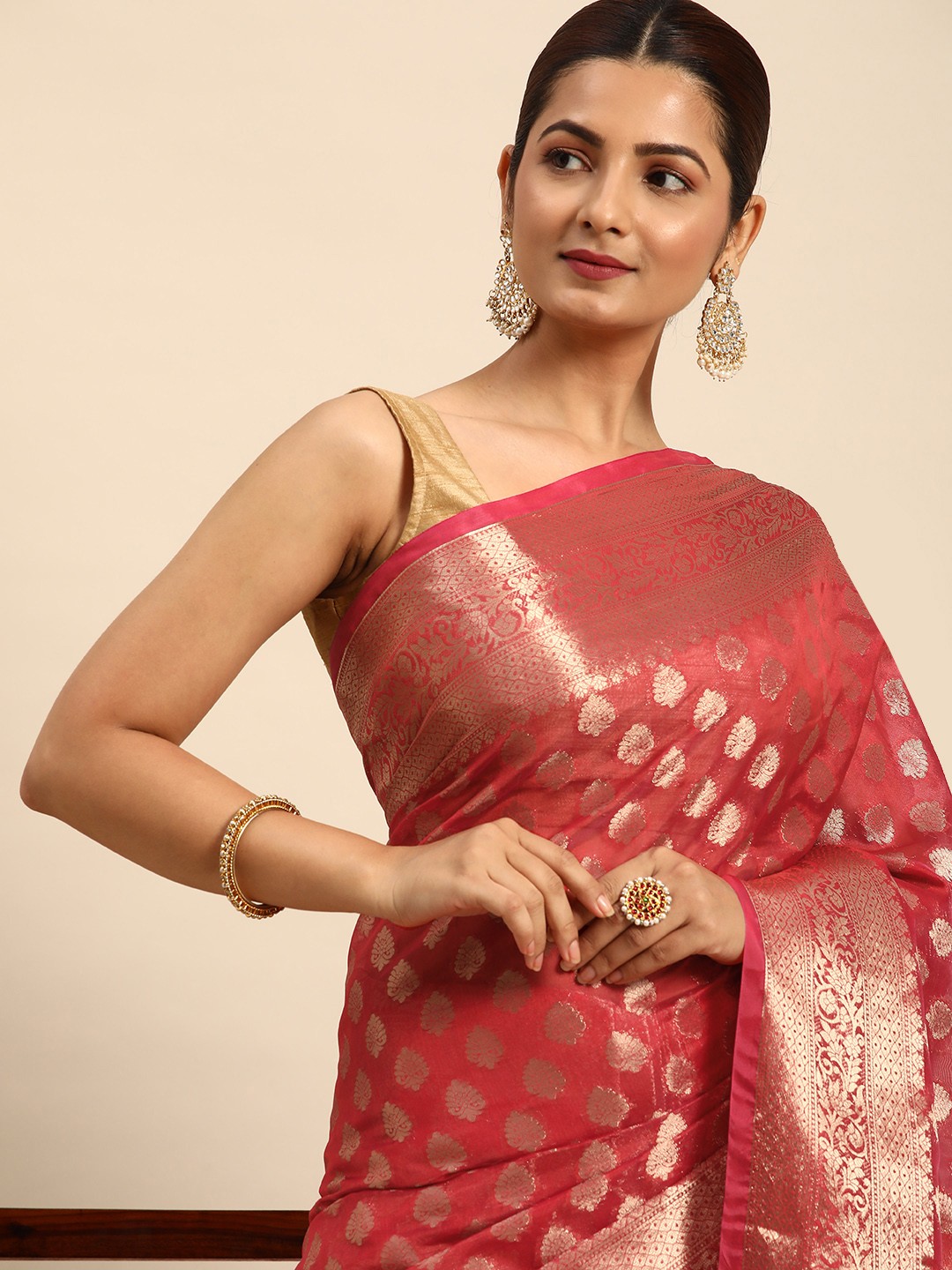 

Indian Women Red & Gold-Toned Woven Design Zari Organza Banarasi Saree