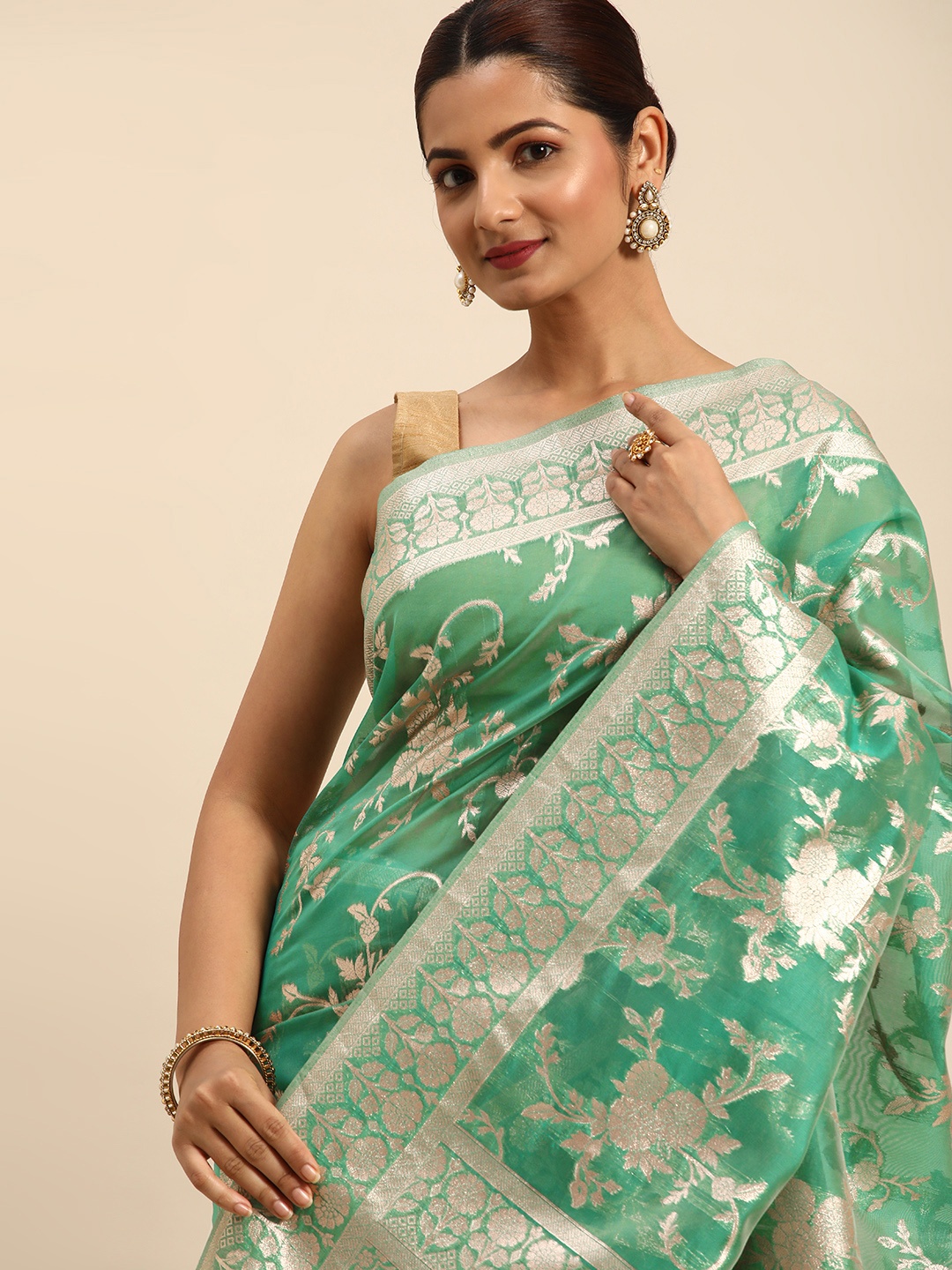 

Indian Women Woven Design Zari Organza Banarasi Saree, Green