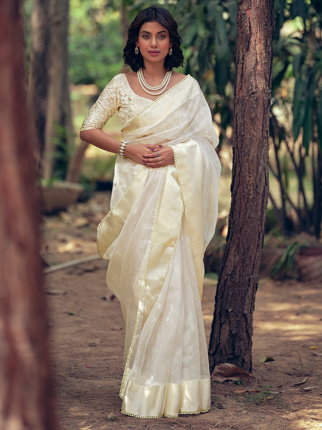 

Stylee LIFESTYLE Striped Zari Organza Saree, Cream