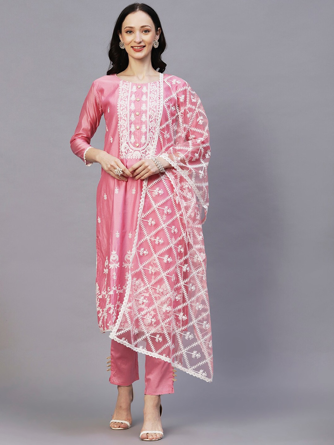 

FASHOR Pink & White Embroidered Lace Detail Kurta with Trousers & Dupatta