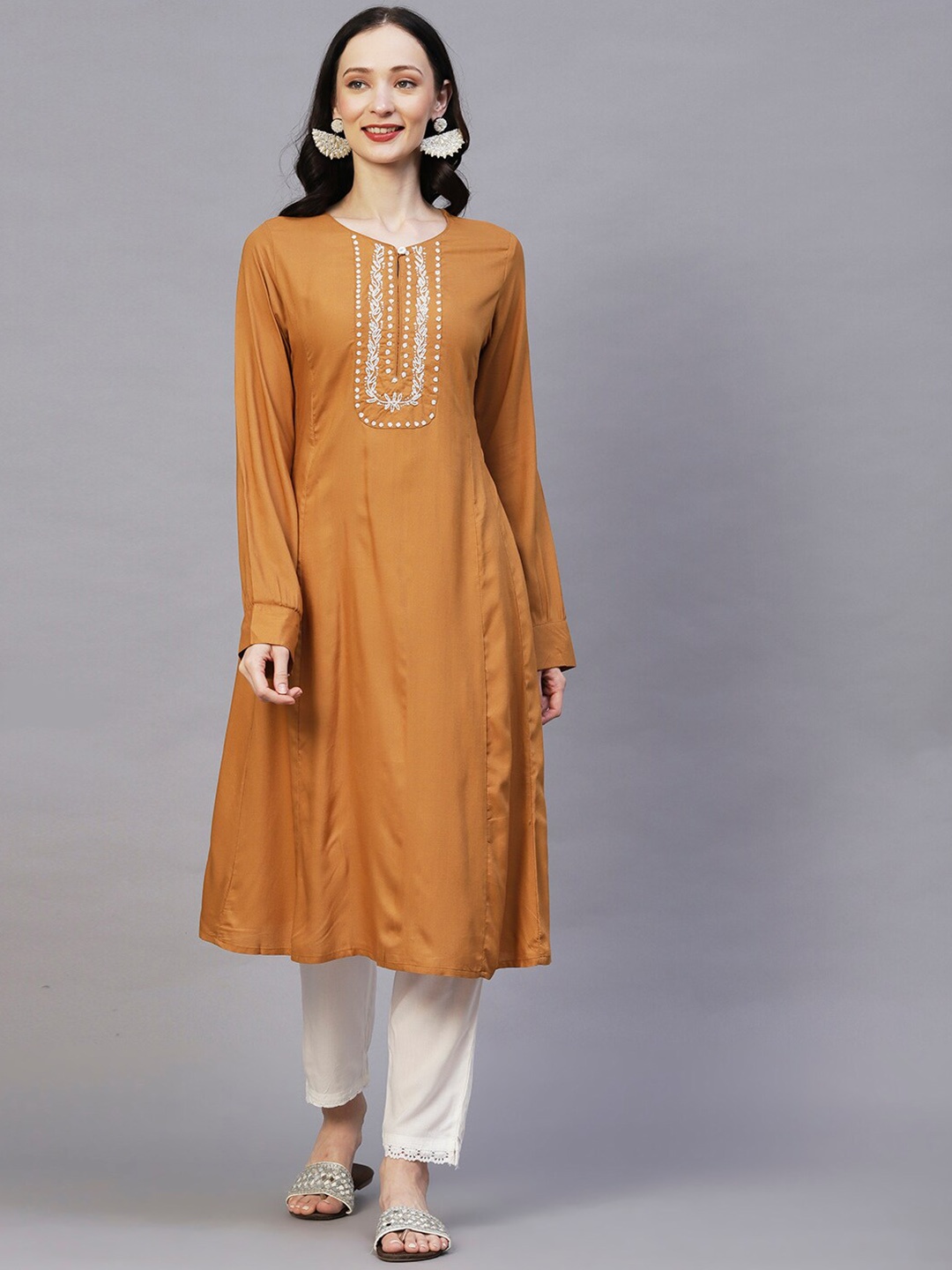 

FASHOR Mustard Yellow & White Yoke Design Thread Work Panelled A-Line Kurta with Trousers