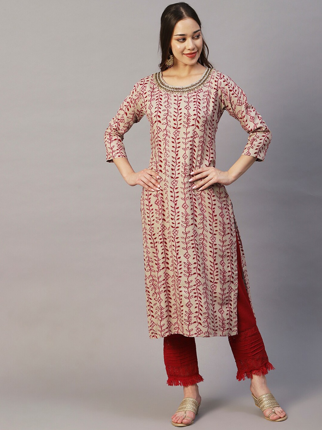 

FASHOR Beige & Maroon Ethnic Motifs Printed Beads & Stones Kurta