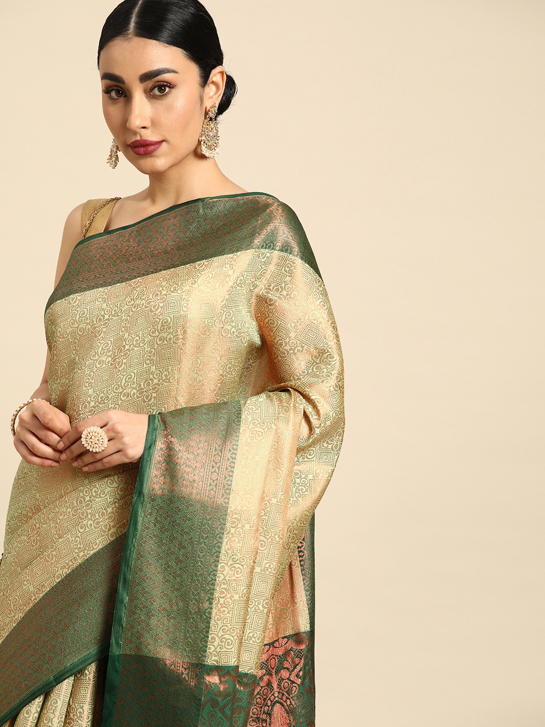 

Mitera Ethnic Motifs Zari Silk Blend Kanjeevaram Saree, Cream