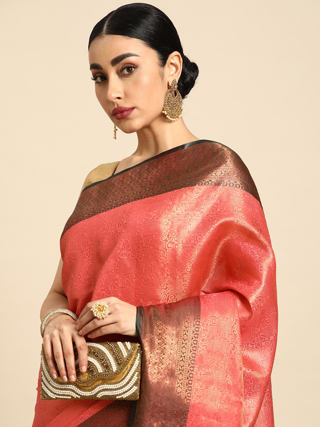 

Mitera Ethnic Motifs Zari Silk Blend Kanjeevaram Saree, Red
