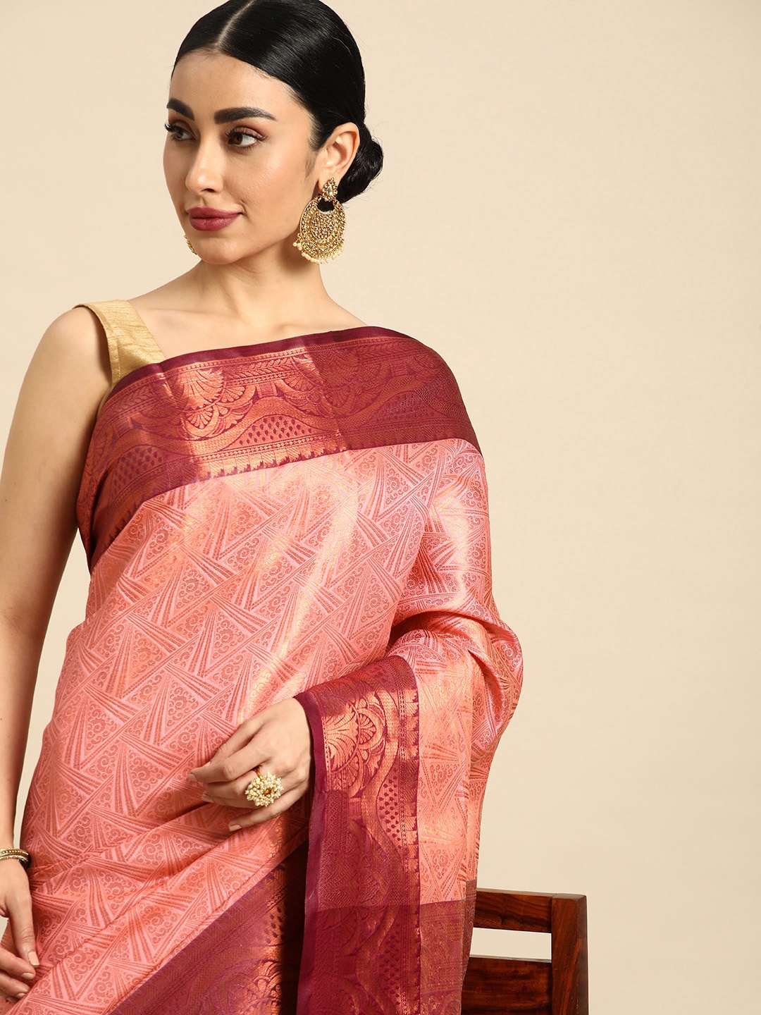

Mitera Ethnic Motifs Zari Silk Blend Kanjeevaram Saree, Pink