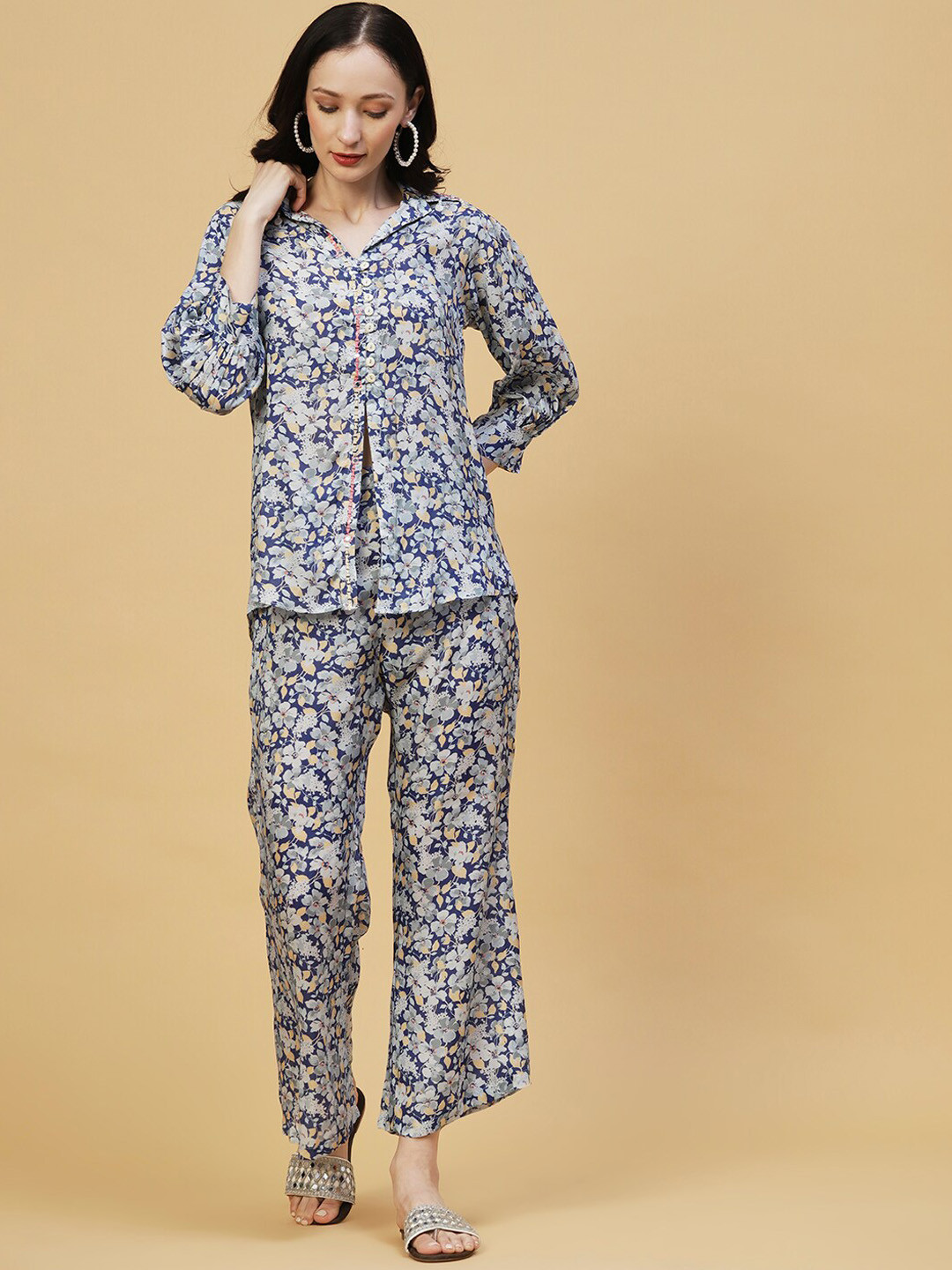 

FASHOR Blue & Yellow Floral Printed Straight Fit Shirt With Trouser