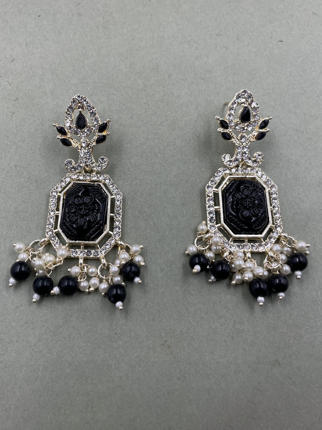 

Rhymee Gold Plated Contemporary Kundan Studded & Beaded Drop Earrings
