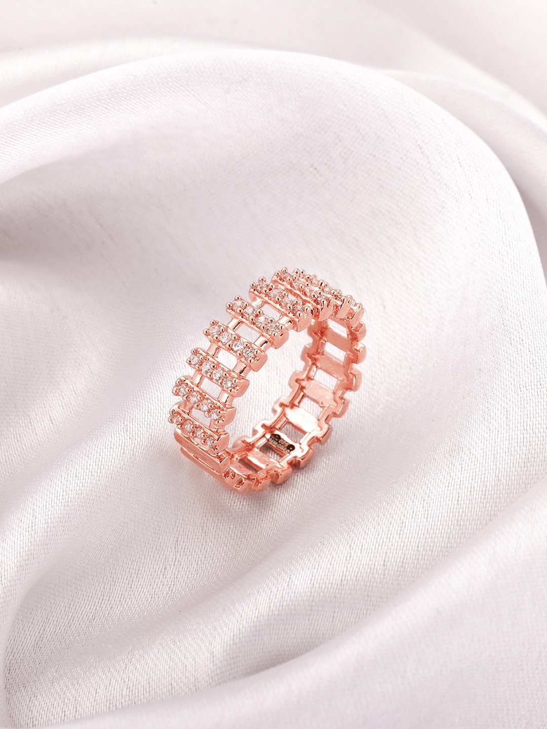 

GIVA 925 Sterling Silver Rose Gold-Plated CZ-Studded Finger Ring