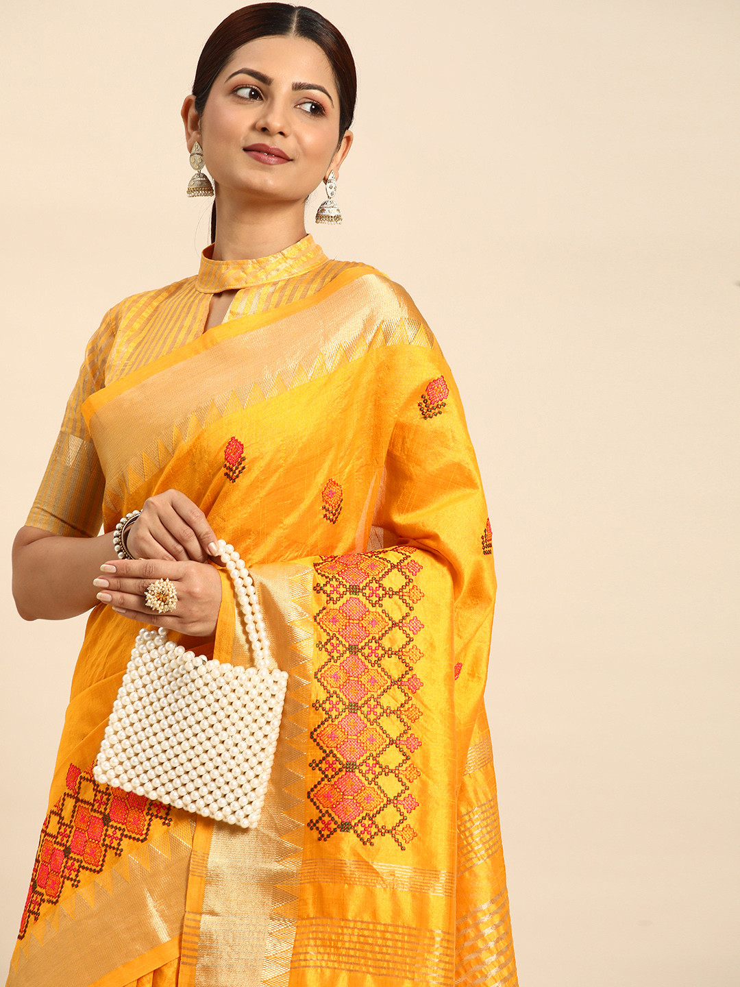 

SERONA FABRICS Embroidered Banarasi Saree, Yellow
