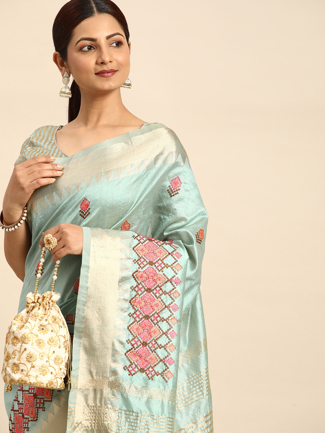 

SERONA FABRICS Embroidered Banarasi Saree, Turquoise blue