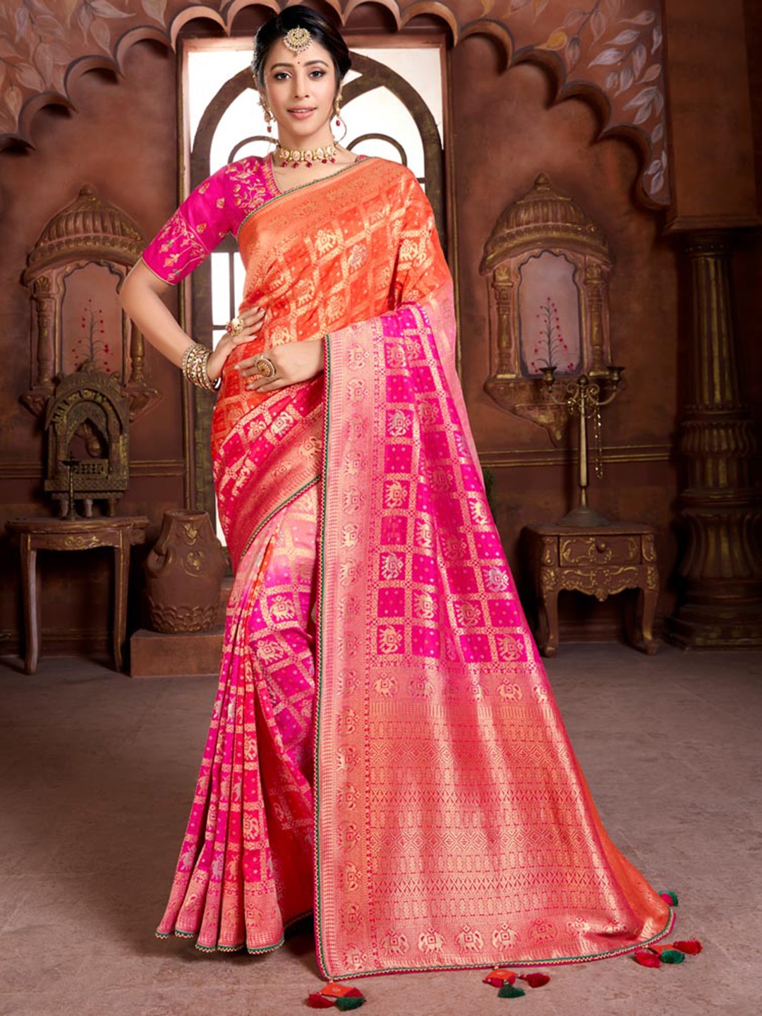 

Vishal Prints Ethnic Motif Woven Design Zari Saree, Pink