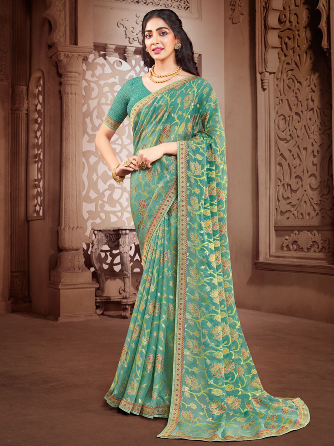 

Vishal Prints Floral Printed Zari Brasso Saree, Green