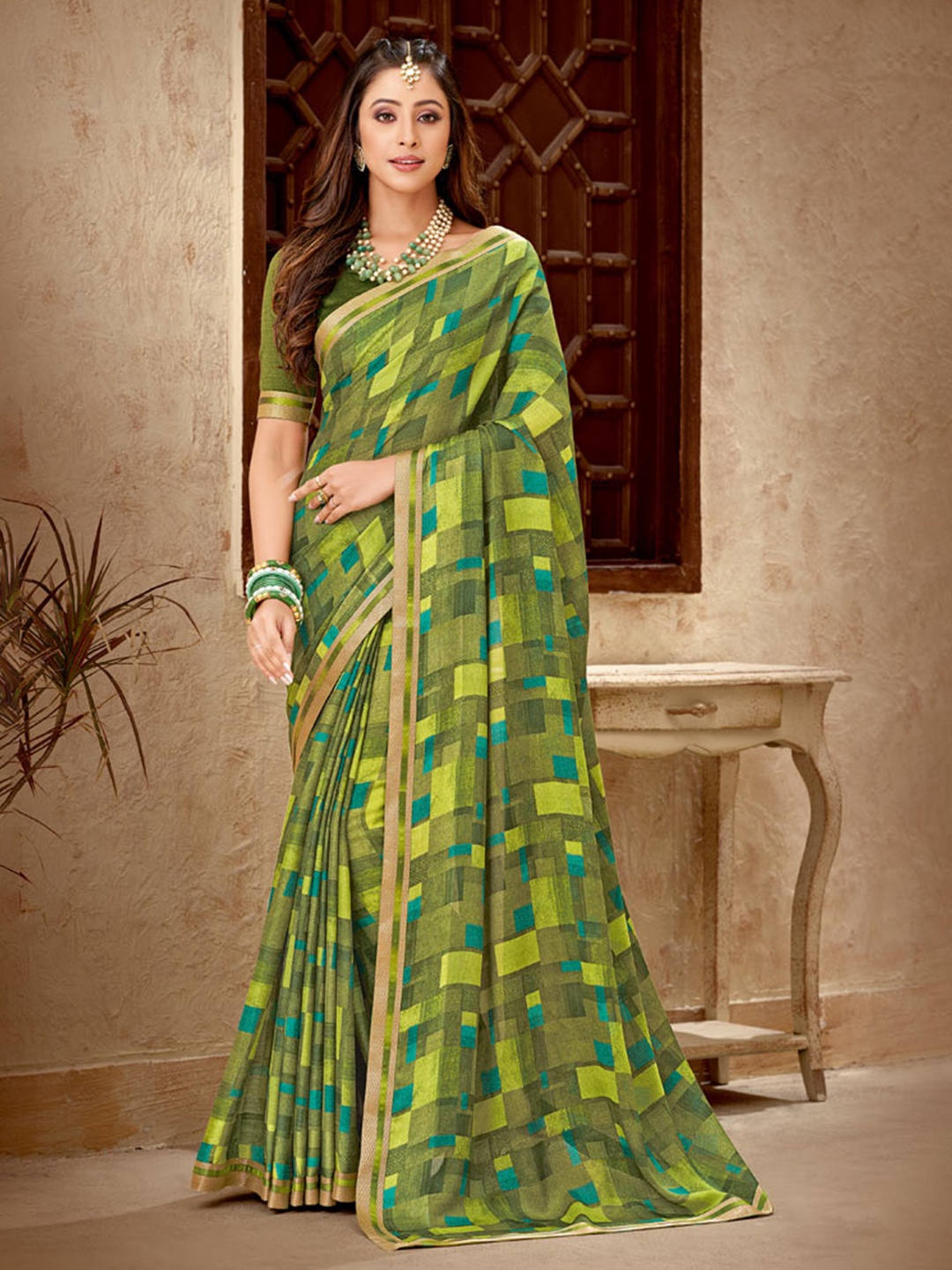 

Vishal Prints Geometric Zari Poly Chiffon Saree With Blouse Piece, Olive