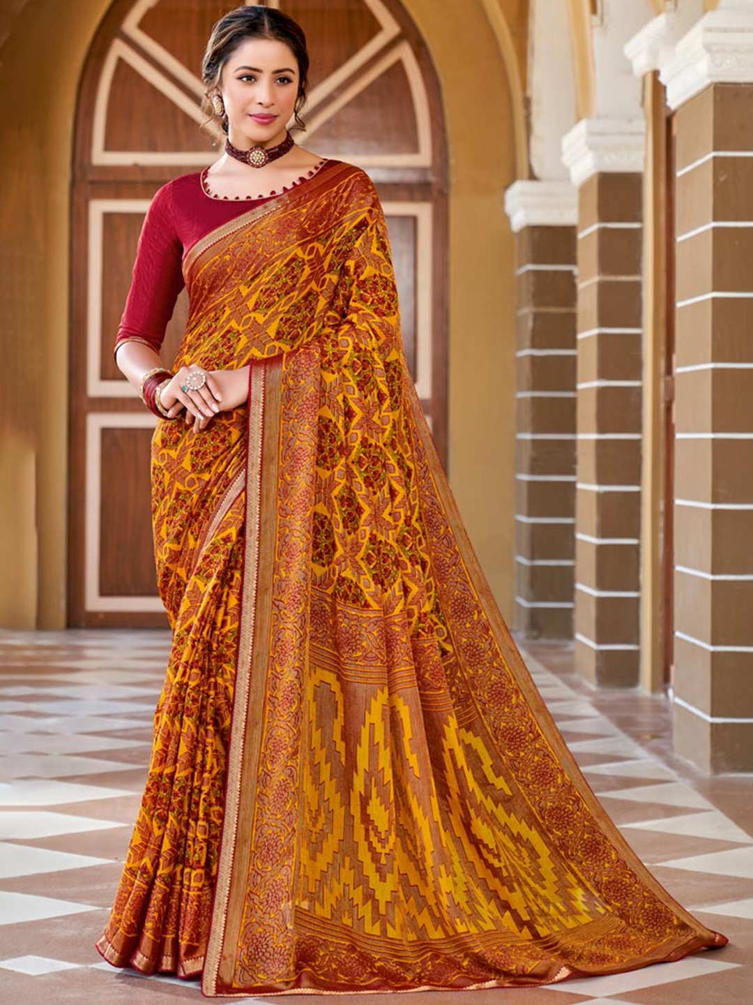 

Vishal Prints Floral Zari Brasso Saree, Orange