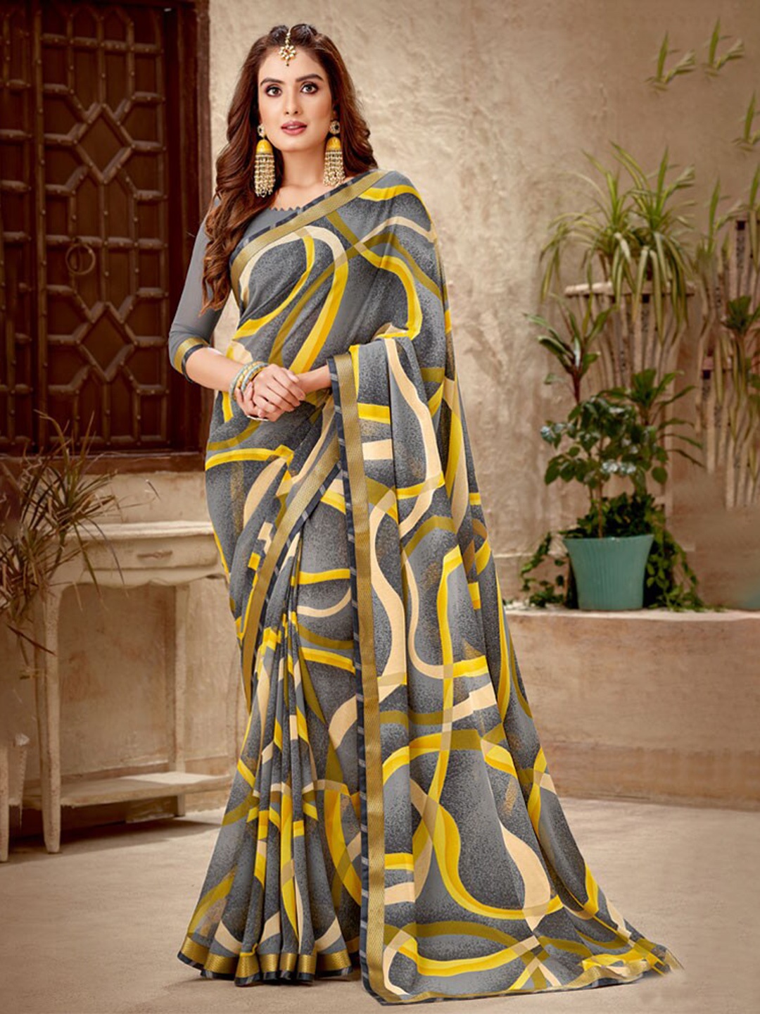 

Vishal Prints Abstract Printed Embellished Saree, Grey