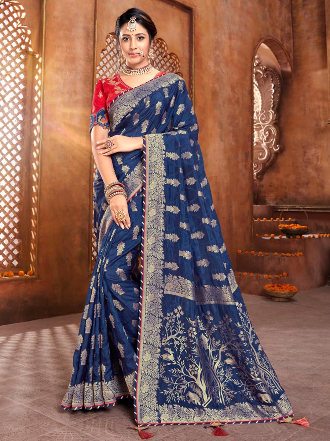 

Vishal Prints Ethnic Motif Woven Design Zari Saree, Blue