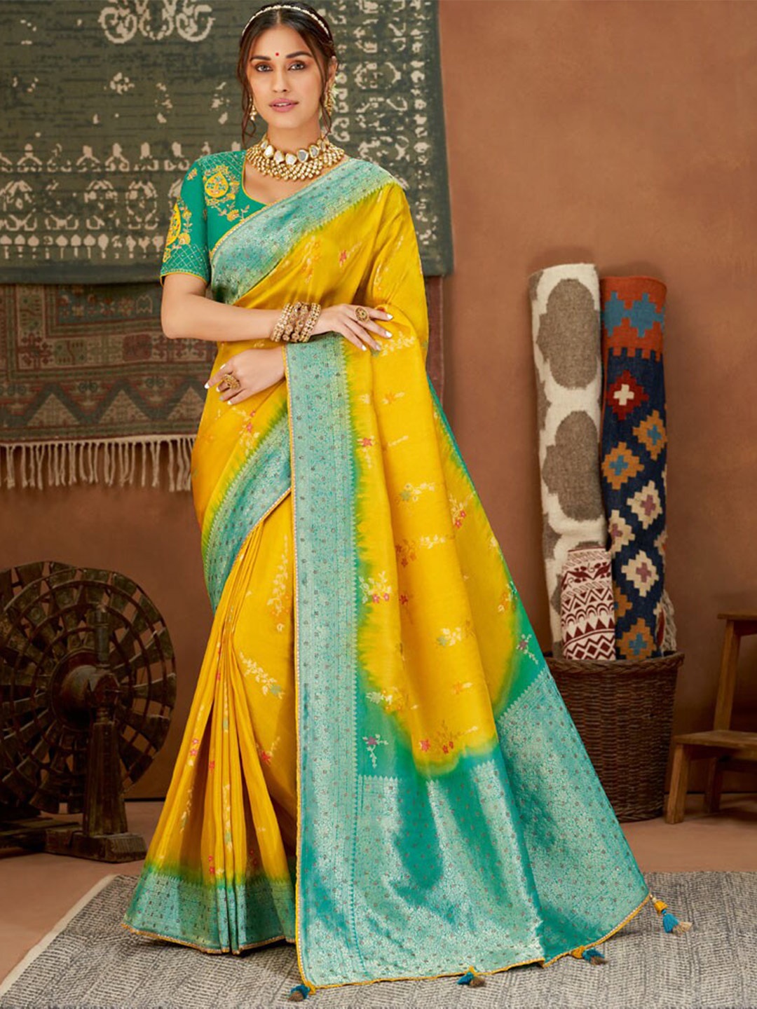 

Vishal Prints Ethnic Woven Design Zari Saree, Yellow