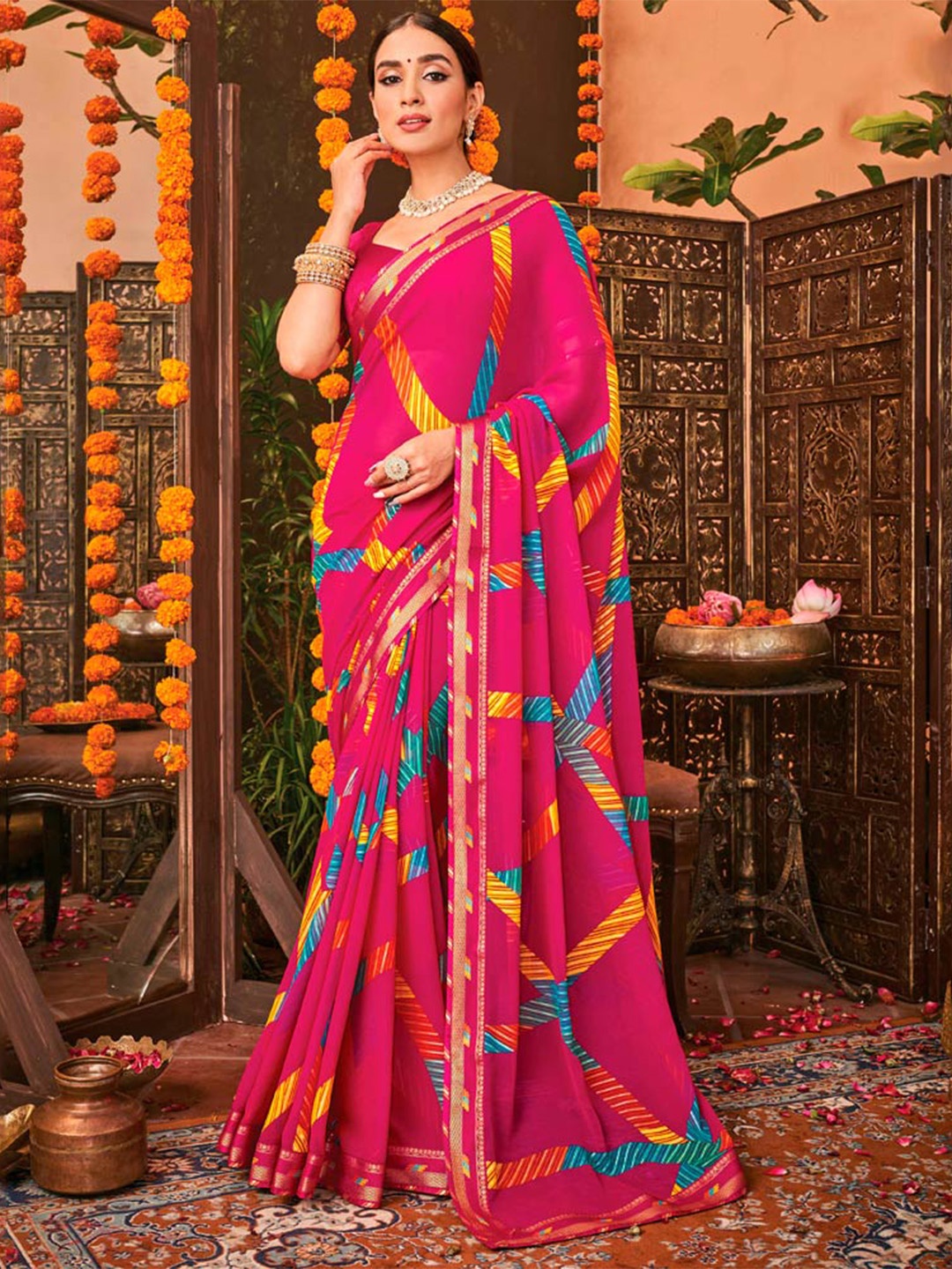 

Vishal Prints Geometric Printed Zari Saree, Pink