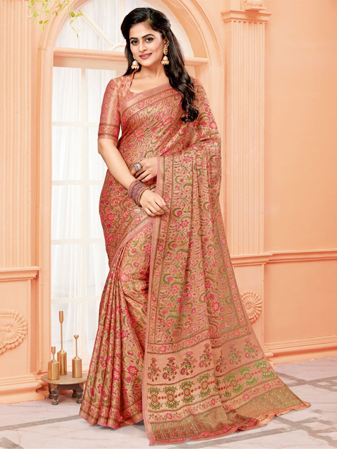 

Vishal Prints Floral Printed Brasso Saree, Red