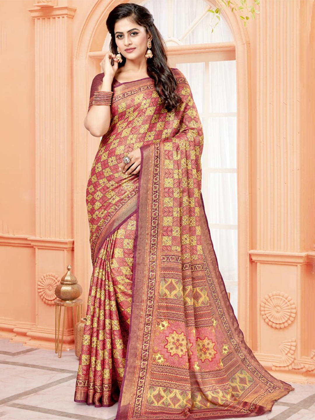 

Vishal Prints Ethnic Motifs Printed Brasso Saree, Red