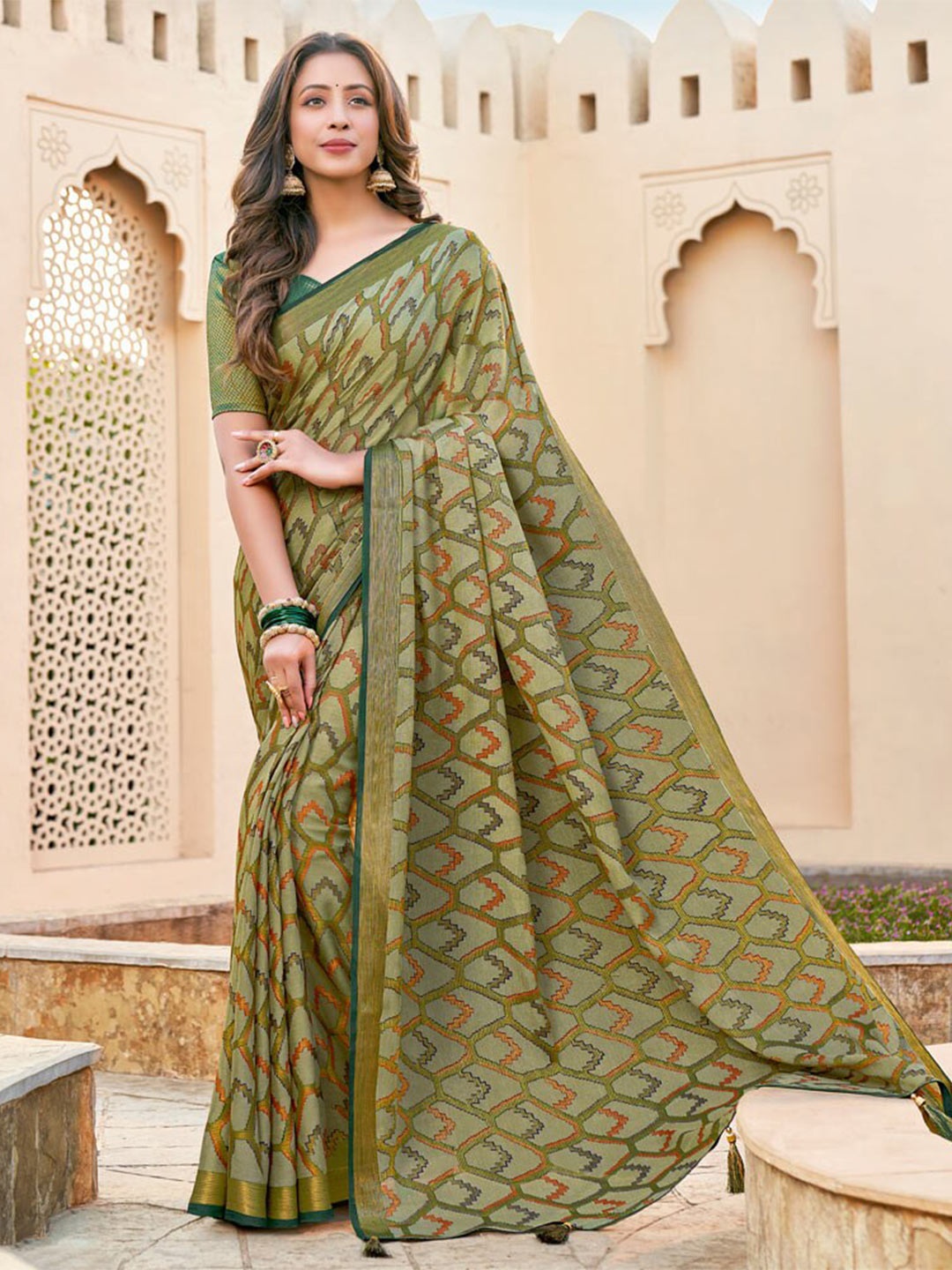 

Vishal Prints Geometric Printed Zari Brasso Saree, Olive