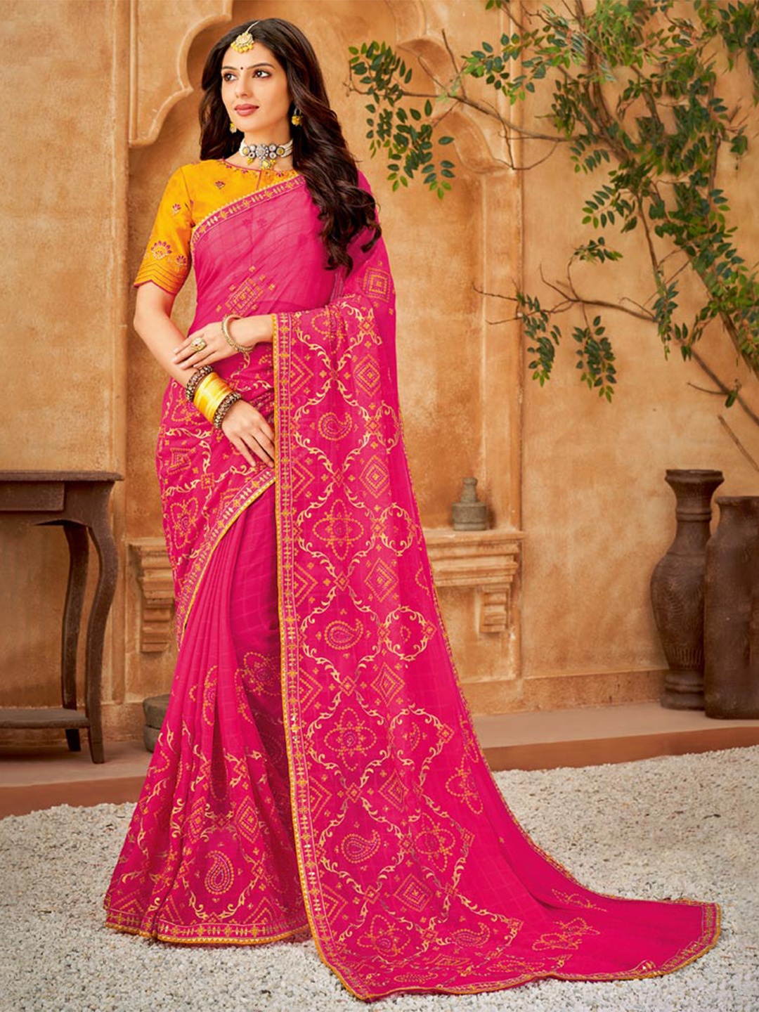 

Vishal Prints Bandhani Embroidered Saree, Pink