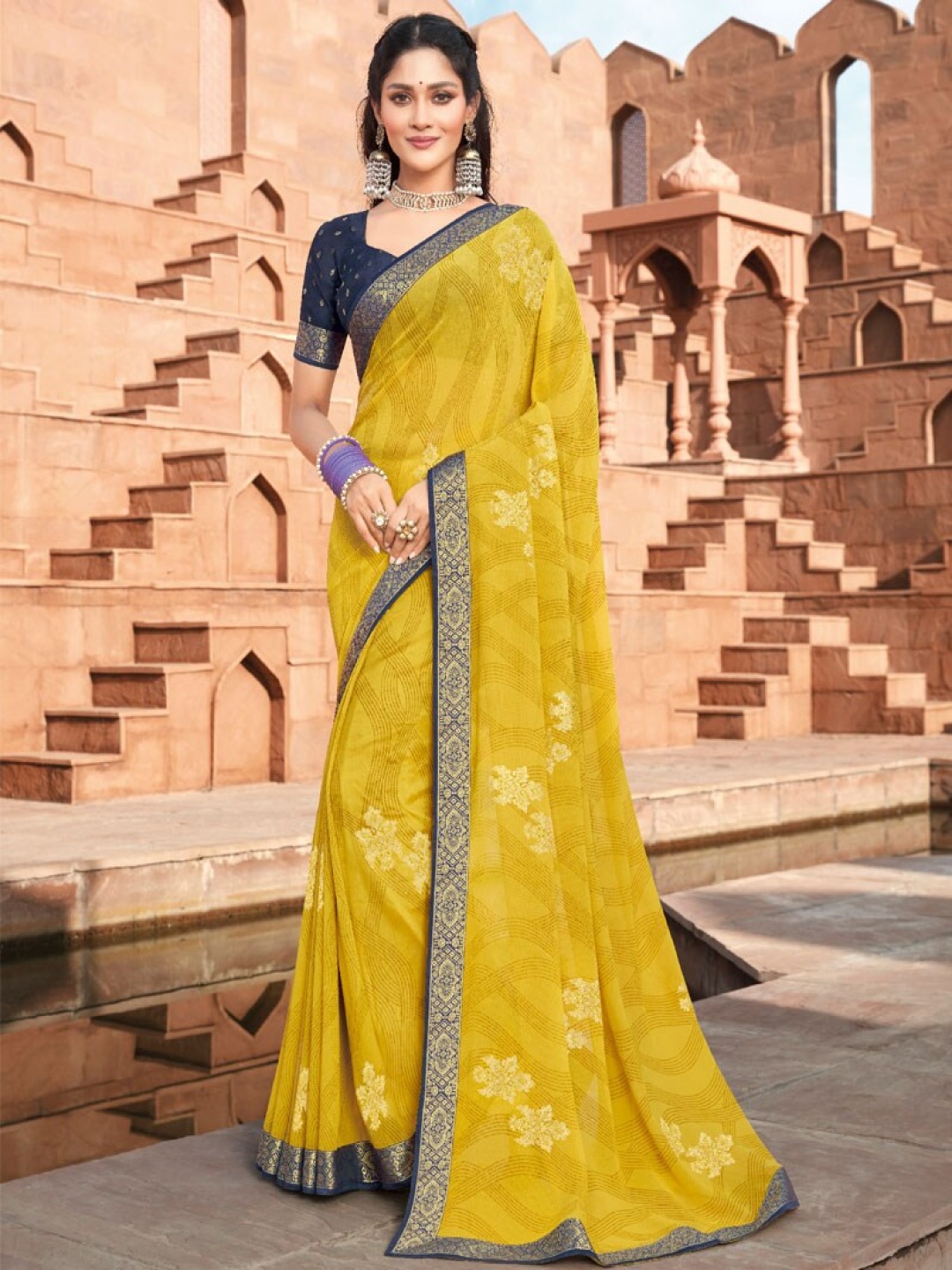 

Vishal Prints Floral Foil Printed Zari Georgette Saree, Mustard