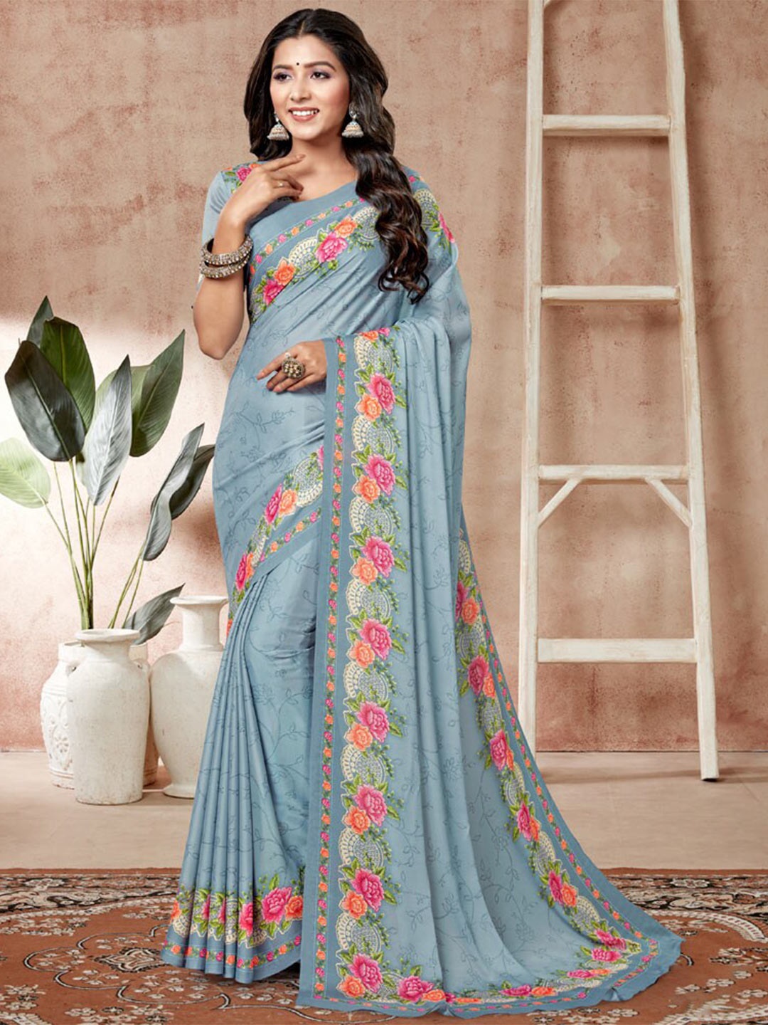 

Vishal Prints Floral Printed Saree, Grey