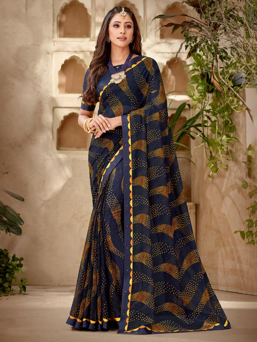 

Vishal Prints Abstract Printed Saree, Blue
