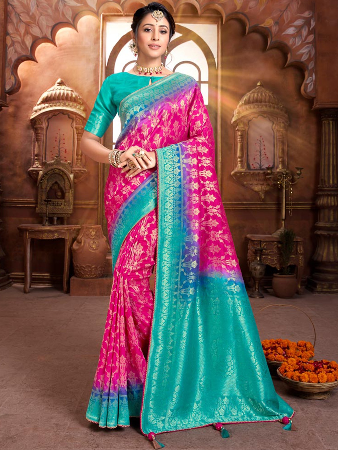 

Vishal Prints Floral Woven Design Zari Saree, Pink