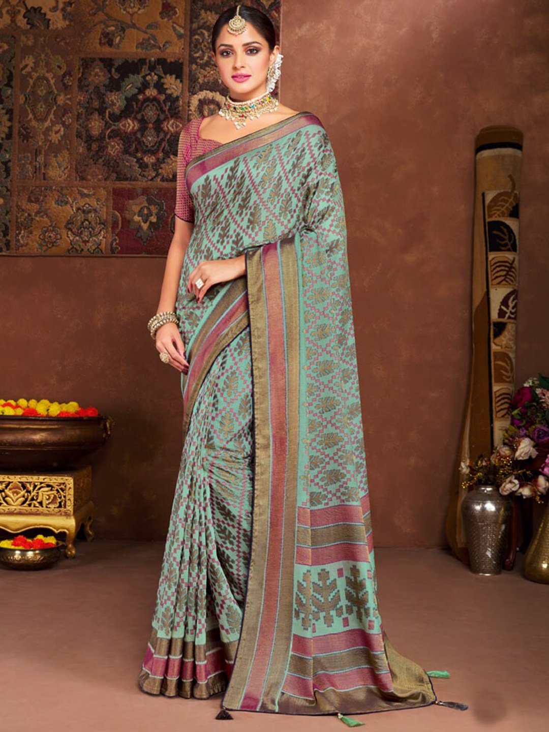 

Vishal Prints Ethnic Printed Brasso Saree, Green