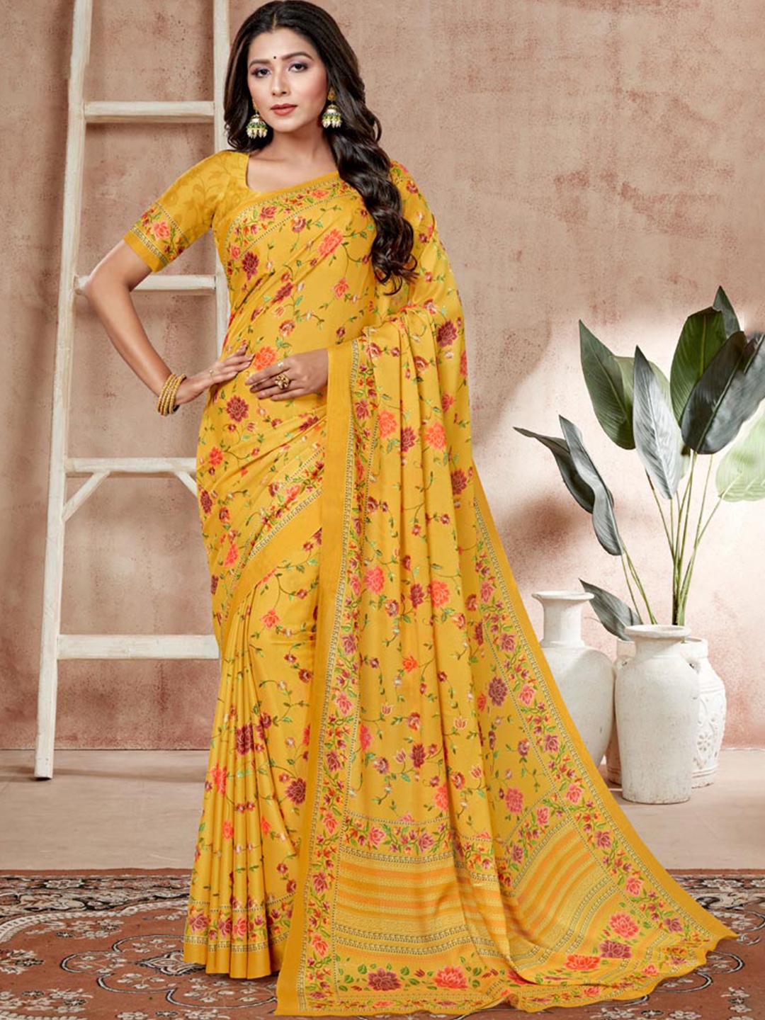 

Vishal Prints Floral Printed Saree, Yellow