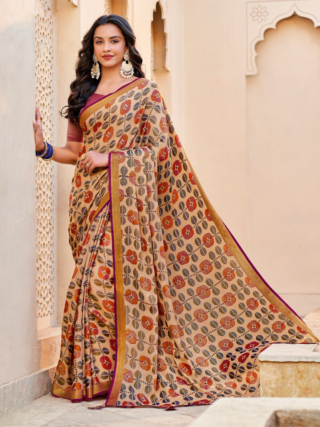 

Vishal Prints Geometric Printed Brasso Saree, Brown