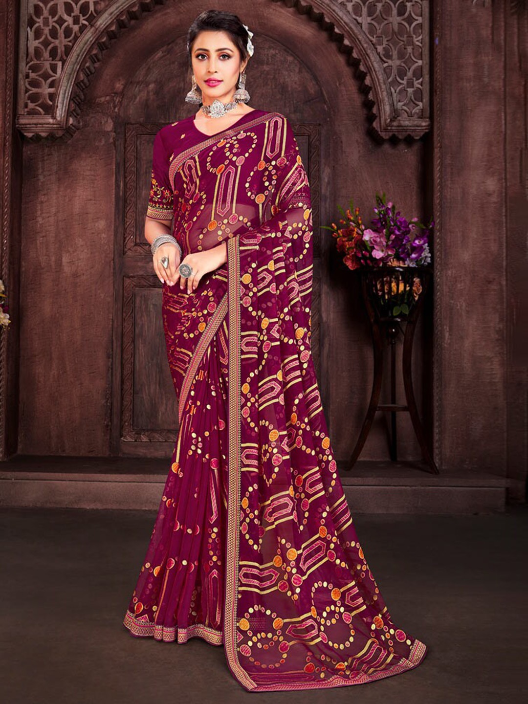 

Vishal Prints Geometric Printed Brasso Saree, Maroon