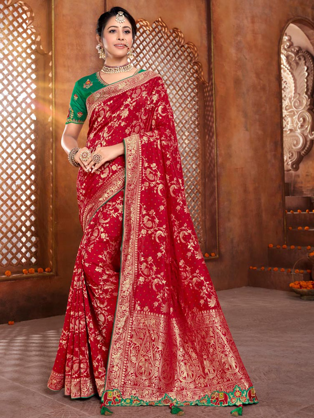 

Vishal Prints Floral Woven Design Zari Saree, Red