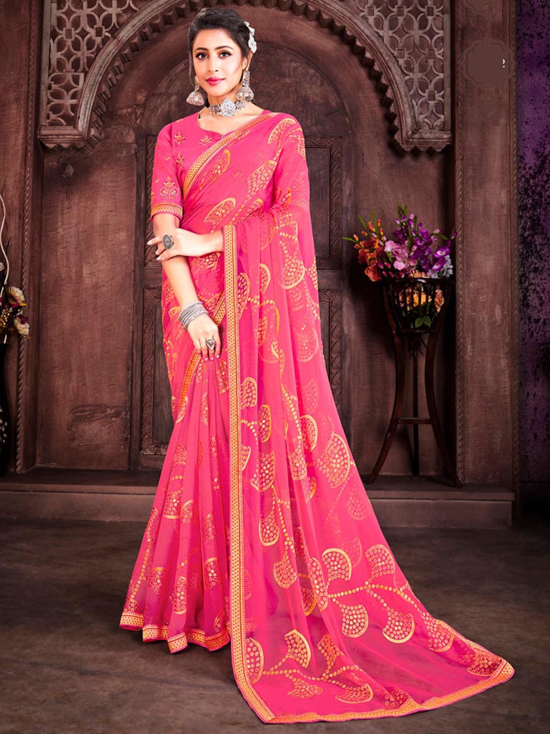 

Vishal Prints Abstract Zari Brasso Saree With Blouse Piece, Pink