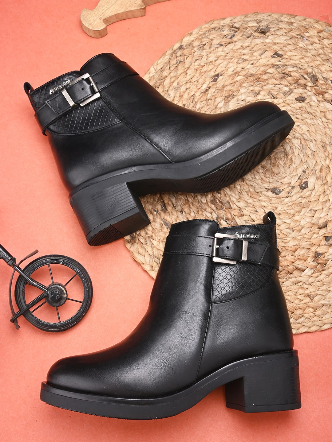 

Alleviater Mid Top Block-Heel Regular Boots With Buckle Detail, Black