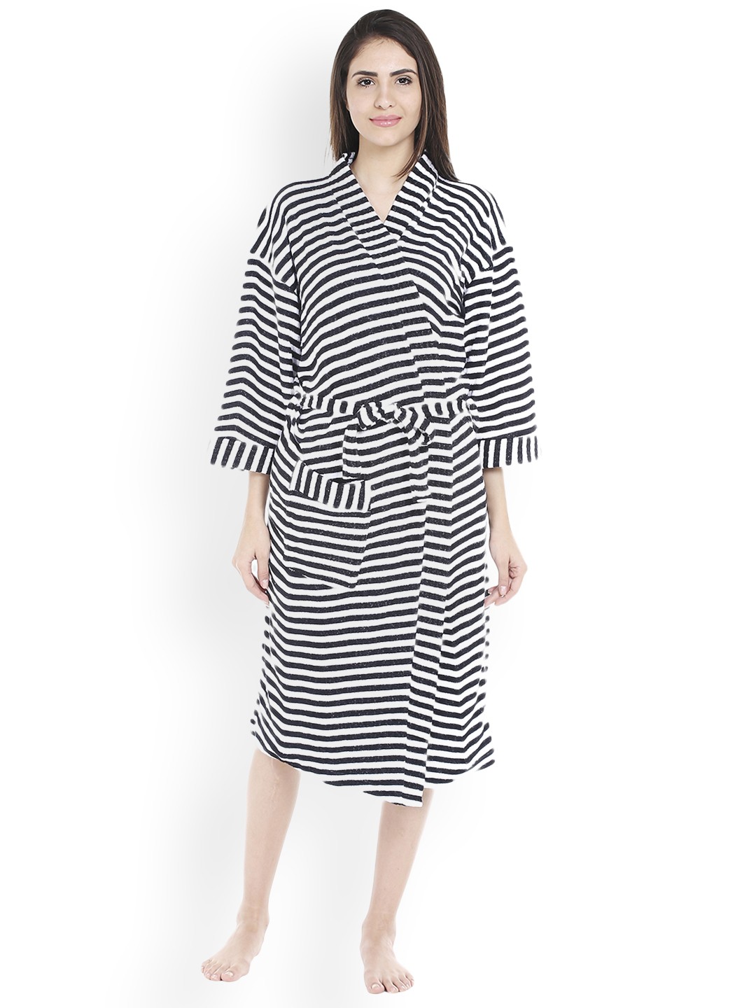 

Sand Dune Black & White Striped Bathrobe