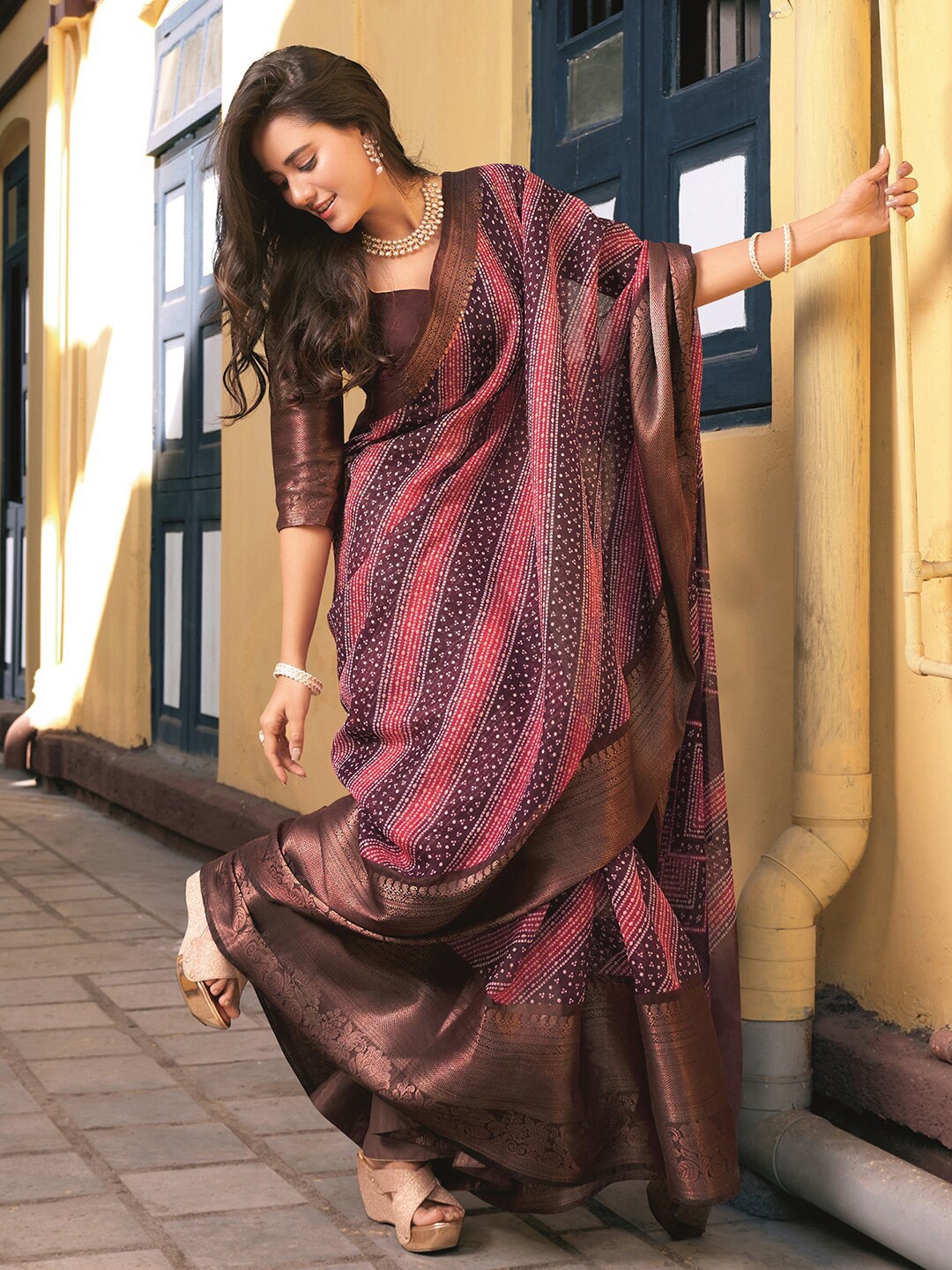 

Satrani Purple & Pink Bandhani Zari Polycotton Saree