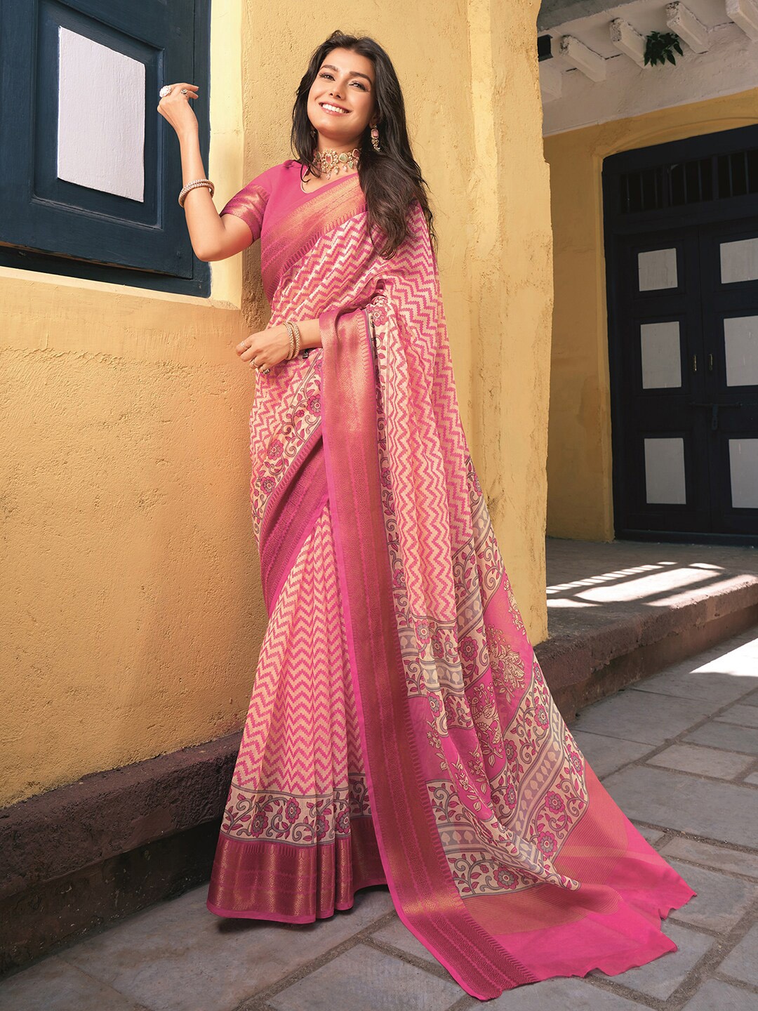 

Satrani Pink & Gold Geometric Printed Zari Polycotton Saree